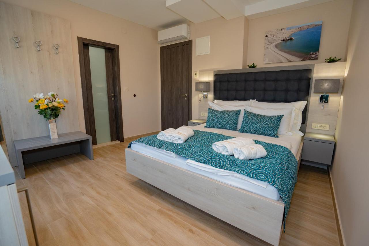 Bed&Breakfast Novalis Novalja Ngoại thất bức ảnh