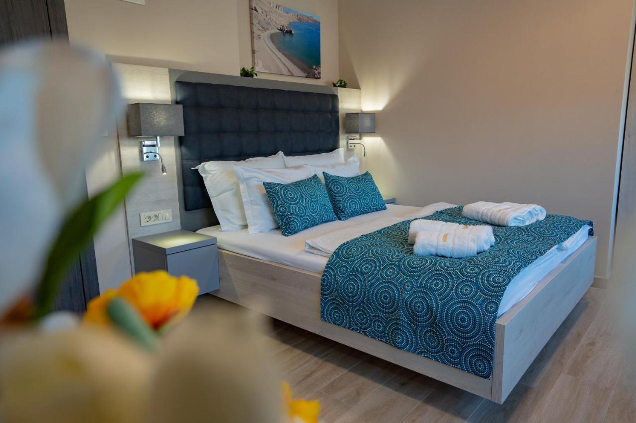 Bed&Breakfast Novalis Novalja Ngoại thất bức ảnh