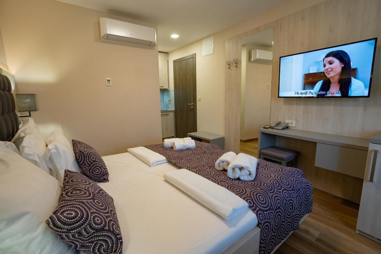 Bed&Breakfast Novalis Novalja Ngoại thất bức ảnh