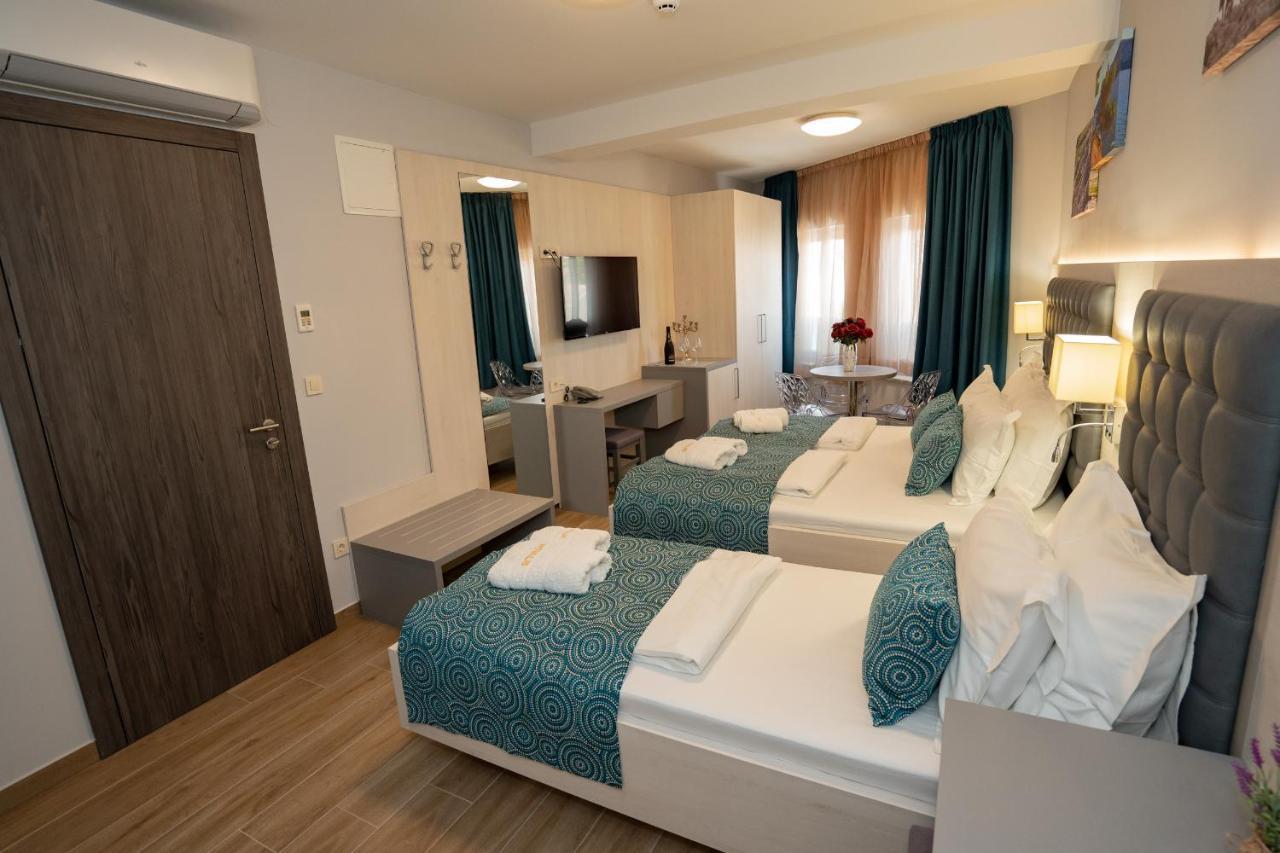 Bed&Breakfast Novalis Novalja Ngoại thất bức ảnh