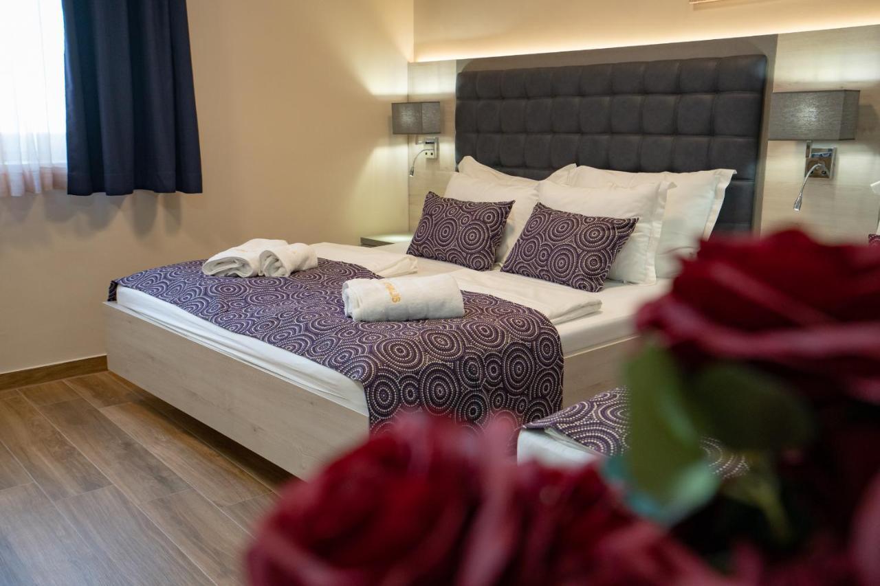 Bed&Breakfast Novalis Novalja Ngoại thất bức ảnh