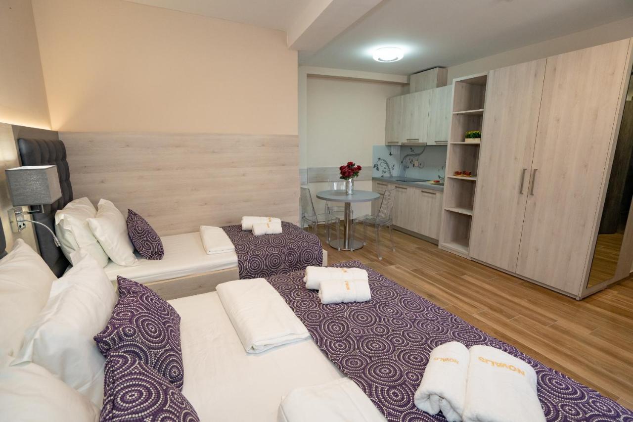 Bed&Breakfast Novalis Novalja Ngoại thất bức ảnh