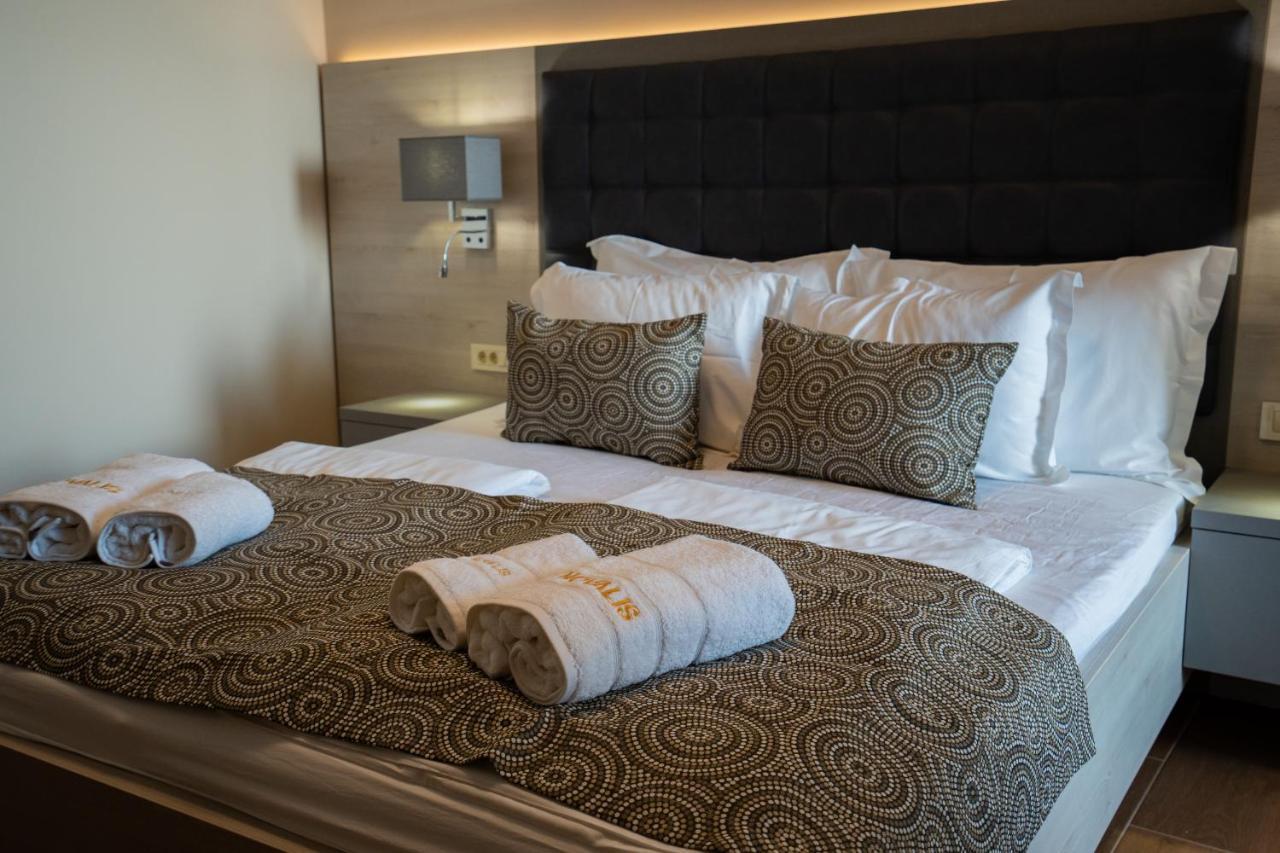 Bed&Breakfast Novalis Novalja Ngoại thất bức ảnh